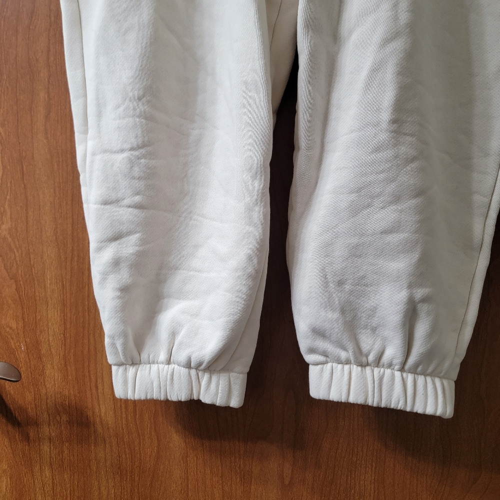 Universal Thread Mid Rise Joggers Cream Size Large - Picture 4 of 6